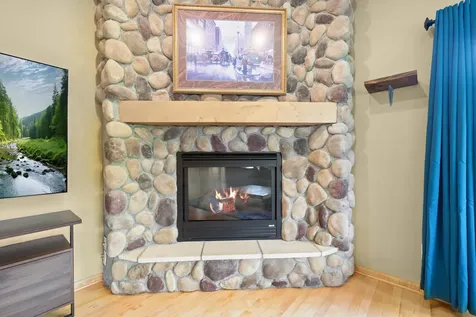 618 Tupelo Way Chaska MN 55318