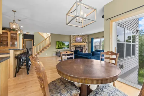 618 Tupelo Way Chaska MN 55318