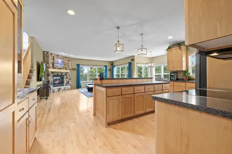 618 Tupelo Way Chaska MN 55318