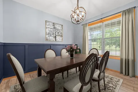 618 Tupelo Way Chaska MN 55318