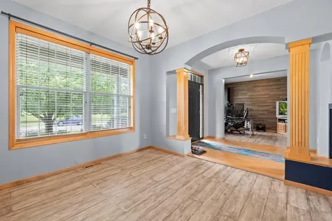 618 Tupelo Way Chaska MN 55318