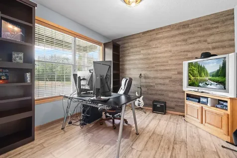 618 Tupelo Way Chaska MN 55318