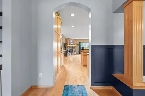 618 Tupelo Way Chaska MN 55318