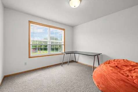 618 Tupelo Way Chaska MN 55318
