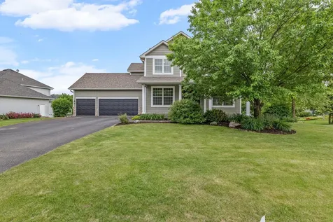 618 Tupelo Way Chaska MN 55318