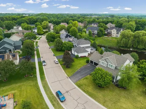 618 Tupelo Way Chaska MN 55318