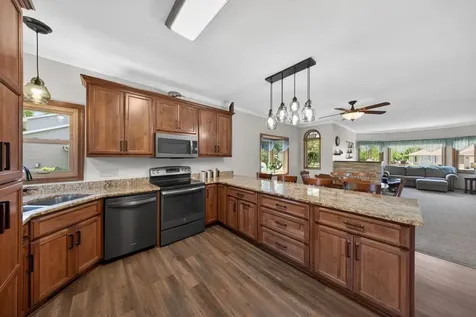 801 Grandview Court SE Stewartville MN 55976