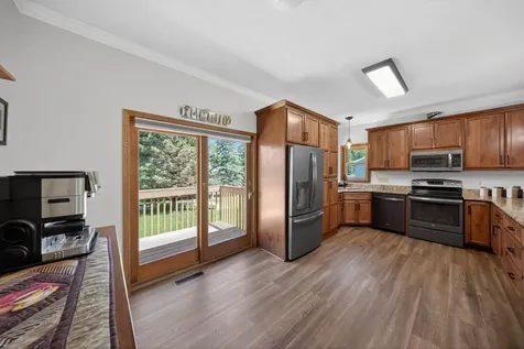 801 Grandview Court SE Stewartville MN 55976