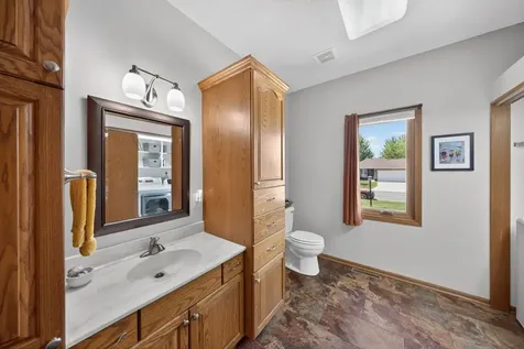 801 Grandview Court SE Stewartville MN 55976