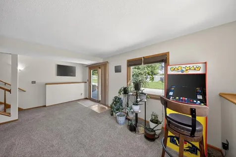 801 Grandview Court SE Stewartville MN 55976