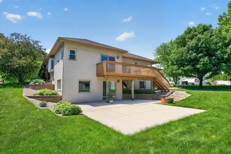 801 Grandview Court SE Stewartville MN 55976