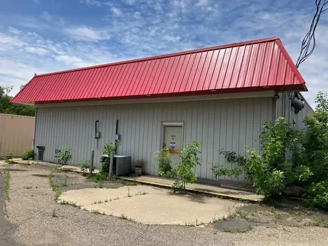 3598 W Highway 30 Ellendale MN 56026