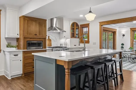 1990 James Avenue Saint Paul MN 55105