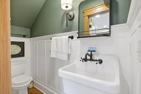 1990 James Avenue Saint Paul MN 55105