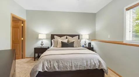 1857 Wyndam Drive Shakopee MN 55379