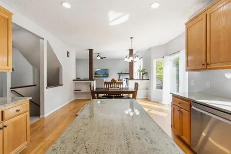1857 Wyndam Drive Shakopee MN 55379