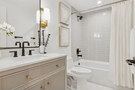 5705 Dupont Avenue S Minneapolis MN 55419