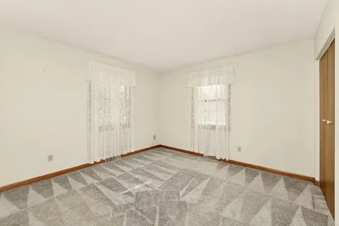 105 6th Avenue NW Dodge Center MN 55927