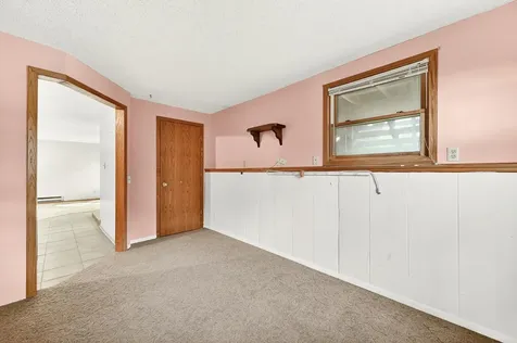 105 6th Avenue NW Dodge Center MN 55927