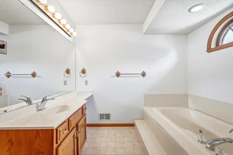 7629 74th Street S Cottage Grove MN 55016