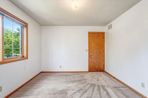 7629 74th Street S Cottage Grove MN 55016