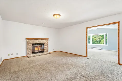 7629 74th Street S Cottage Grove MN 55016