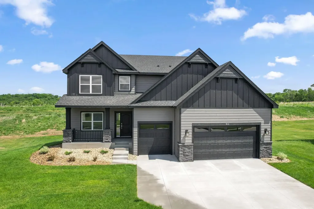 911 Milborne Lane NW Rochester MN 55901