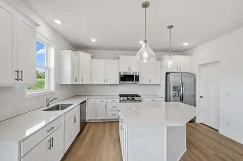 911 Milborne Lane NW Rochester MN 55901