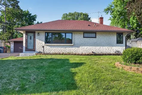 1502 Sherren Avenue E Maplewood MN 55109