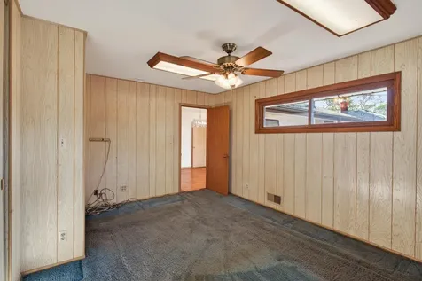 1502 Sherren Avenue E Maplewood MN 55109