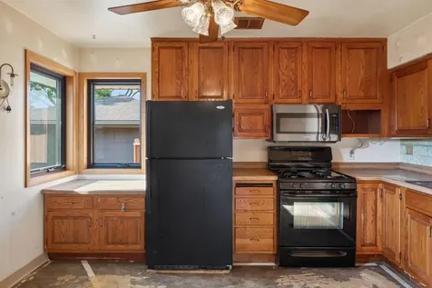 1502 Sherren Avenue E Maplewood MN 55109