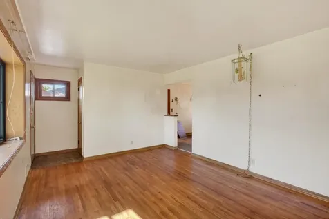 1502 Sherren Avenue E Maplewood MN 55109