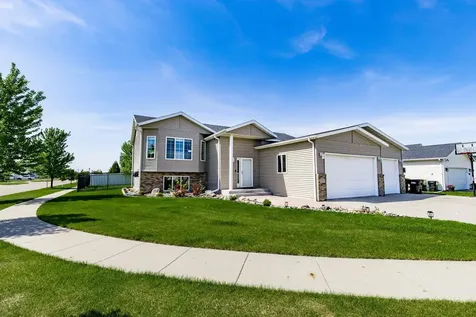 933 Westport Parkway West Fargo ND 58078