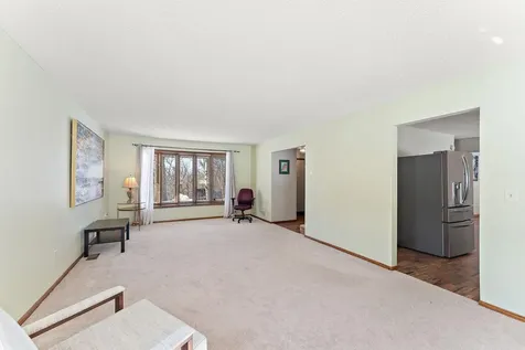 8290 Angus Avenue Inver Grove Heights MN 55077