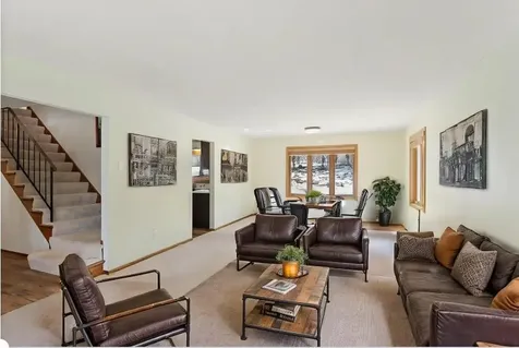 8290 Angus Avenue Inver Grove Heights MN 55077