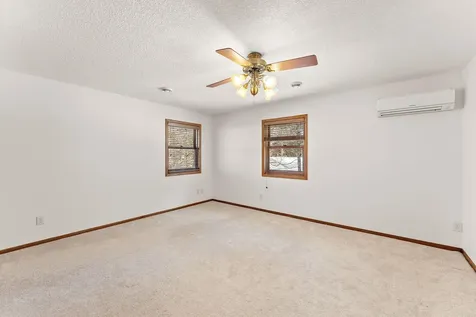 8290 Angus Avenue Inver Grove Heights MN 55077