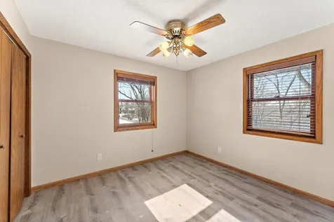 8290 Angus Avenue Inver Grove Heights MN 55077