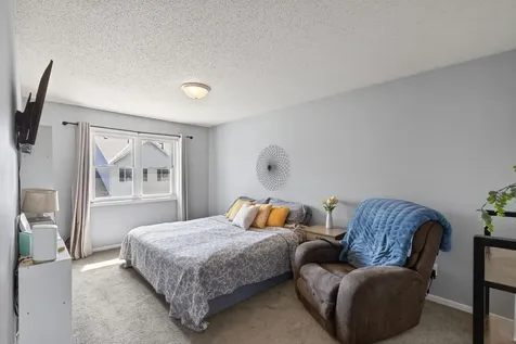 3608 Gershwin Lane N Oakdale MN 55128