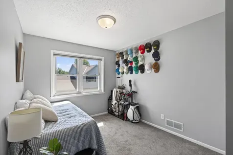 3608 Gershwin Lane N Oakdale MN 55128