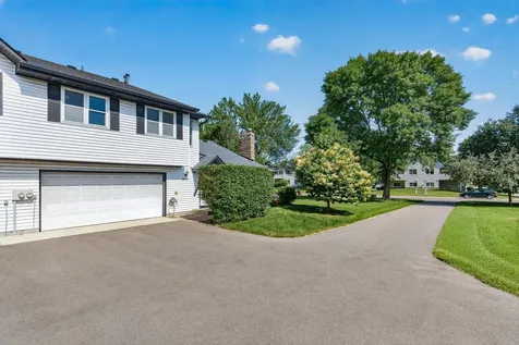 3608 Gershwin Lane N Oakdale MN 55128