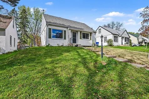 2111 Fremont Avenue E Saint Paul MN 55119