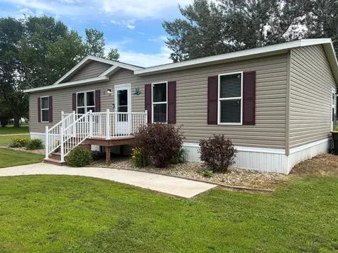 751 Dewey Street Walnut Grove MN 56180