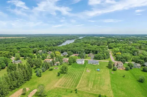 9867 Kahler Avenue NE Monticello MN 55362