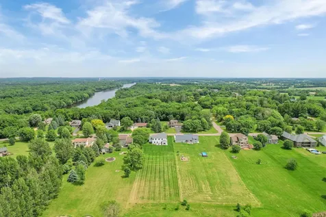 9867 Kahler Avenue NE Monticello MN 55362