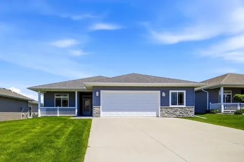 1562 Eagle Ridge Street NE Owatonna MN 55060
