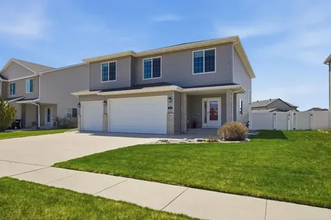 3122 5th Street E West Fargo ND 58078
