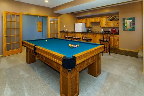 8551 Summit Oaks Bay Savage MN 55378