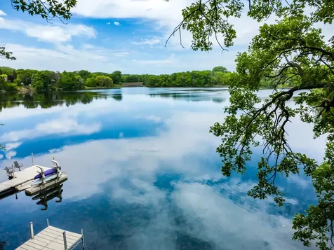 8551 Summit Oaks Bay Savage MN 55378