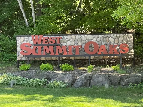 8551 Summit Oaks Bay Savage MN 55378
