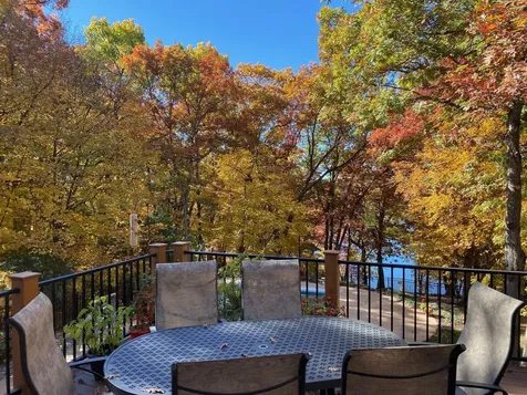 8551 Summit Oaks Bay Savage MN 55378